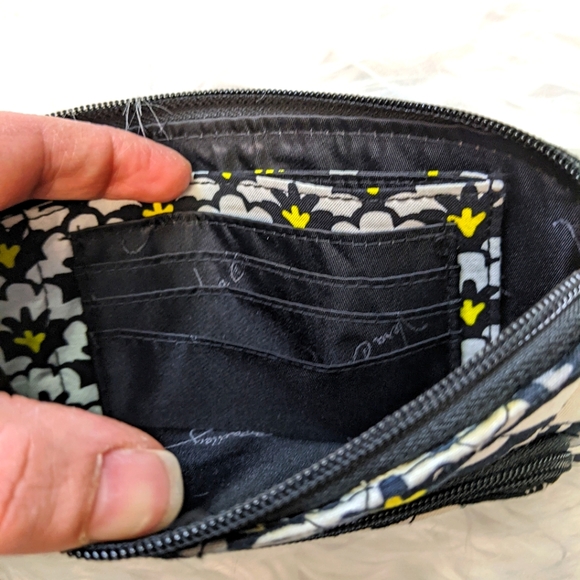 Vera Bradley 'Zip Zip Wristlet' FANFARE NWT - Picture 3 of 8